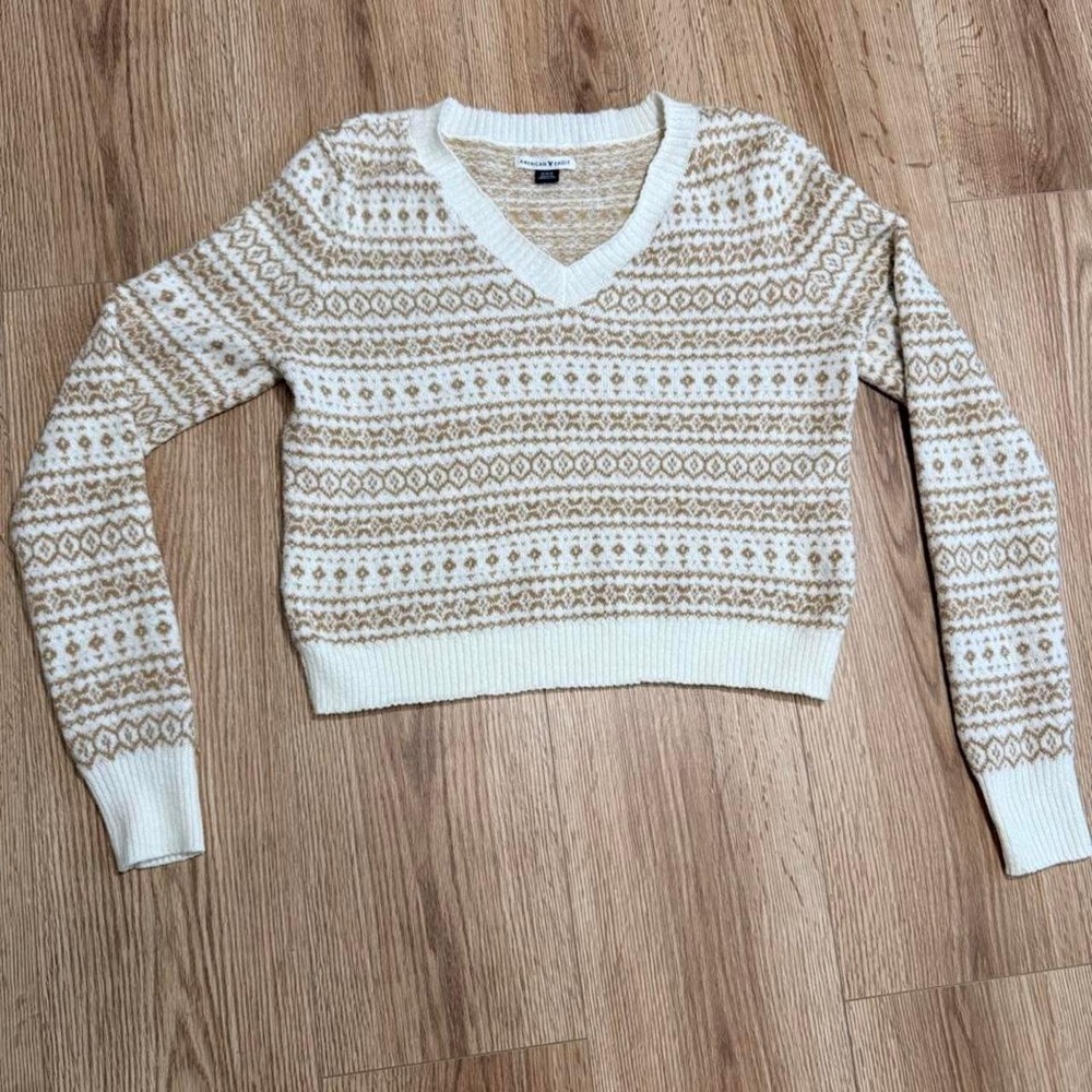 American Eagle Womens Fair Isle Cropped Sweater Tan Cream V-Neck Knit Size M